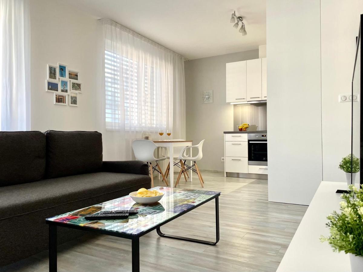 Apartamento Stein Bratislava Exterior foto